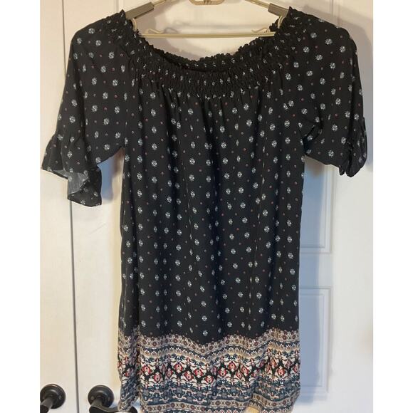 G Collection Black Off Shoulder paisley Hem short Sleeve Dress Plus 3X - Picture 2 of 7